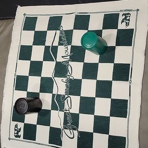 Giant Checker Game, NEW